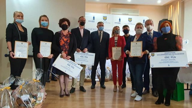 Laureaci i wyróżnieni w kategorii "Dawne przepisy w nowej odsłonie"" Laureaci i wyróżnieni w kategorii "Dawne przepisy w nowej odsłonie""