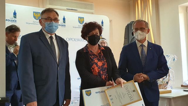 III miejsce
Delicious HOME MADE Irena Jasińska za potrawę Opolski wieniec III miejsce Delicious HOME MADE Irena Jasińska za potrawę Opolski wieniec